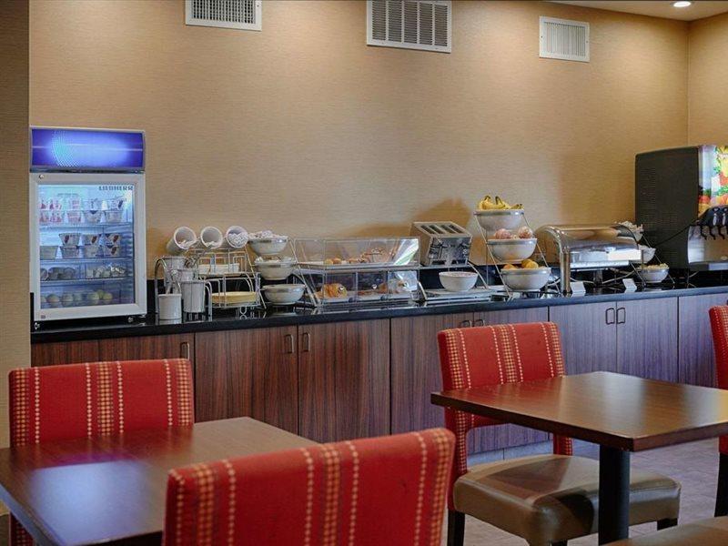 Comfort Inn & Suites North Dallas-Addison Eksteriør billede