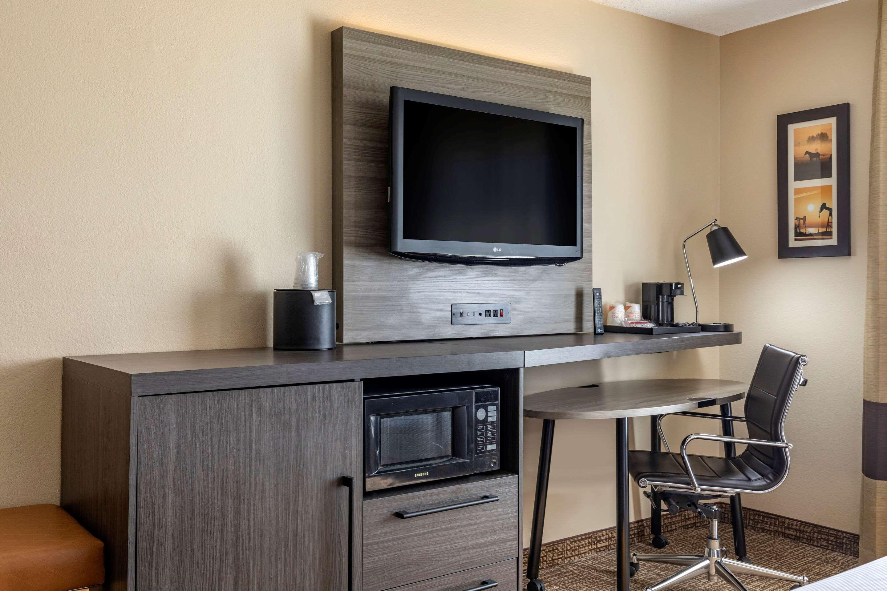 Comfort Inn & Suites North Dallas-Addison Eksteriør billede