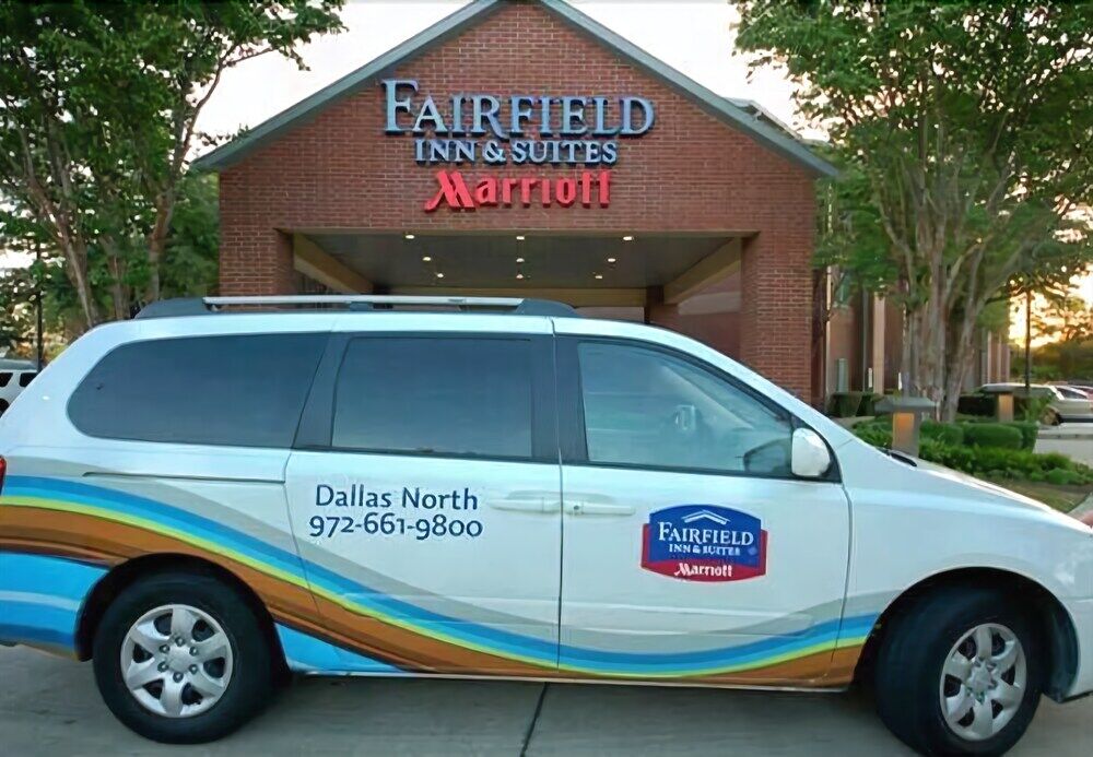 Comfort Inn & Suites North Dallas-Addison Eksteriør billede
